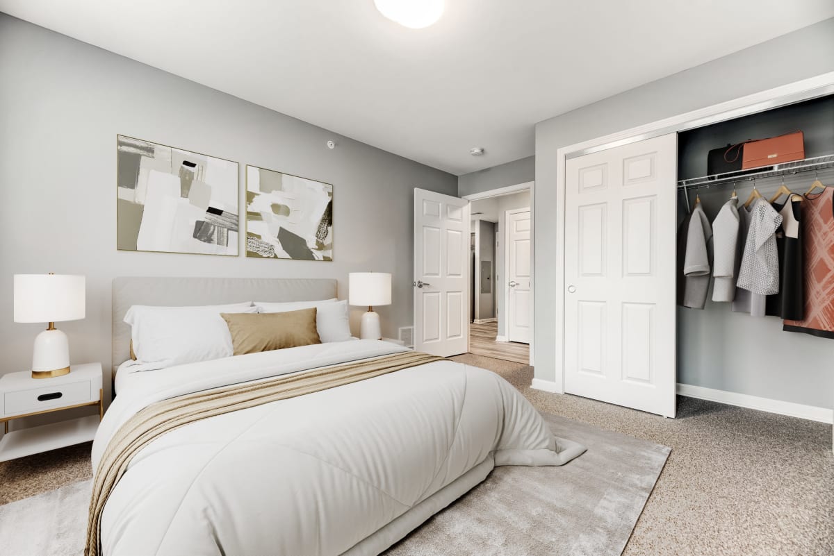 Photos and Video of Niagara Square in Buffalo, NY